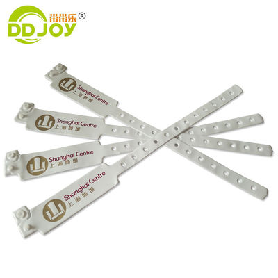イベント用 PVC ビニールプラスチック ブレスレット 防水用使い捨てブレスレット