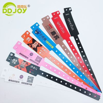 250*16mm L形 プラスチック イベント ブレスレット カスタムプリント ロゴ ブレスレット スナップ ボタン ブレスレット
