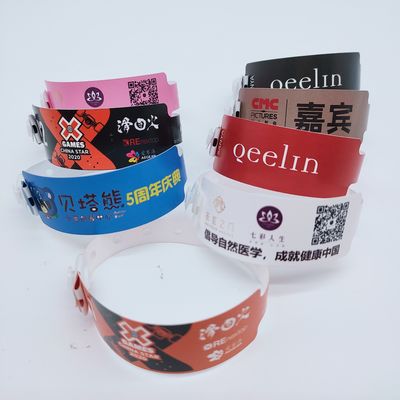 250*16mm L形 プラスチック イベント ブレスレット カスタムプリント ロゴ ブレスレット スナップ ボタン ブレスレット