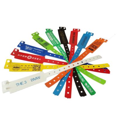 白色 カスタム CMYK ロゴ プールパーティやイベント用 防水複合紙腕帯