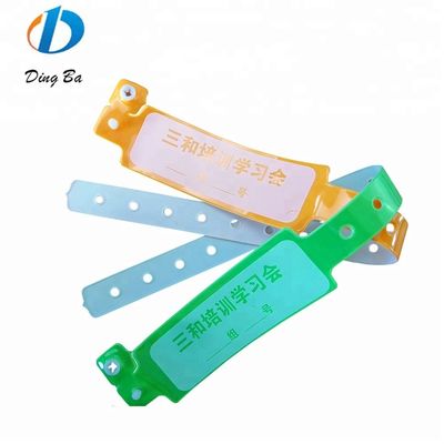 250*25mm PVC ブレスレット ホテルの識別用のカスタムネオンカラープラスチックブレスレット
