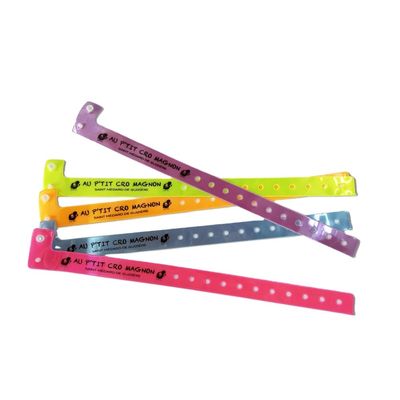 250*25mm/250*16mm レッドビニールPVC腕帯 ブレスレット VIPパス入場必須