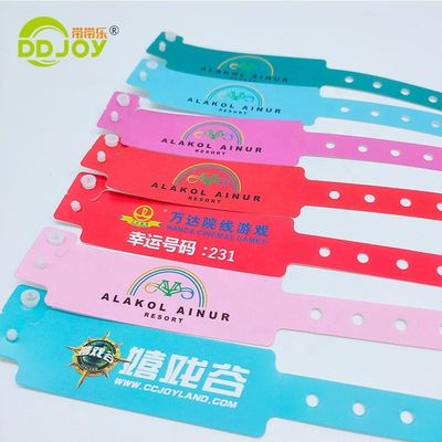 イベント アンチアレルギー カスタム 防水 CMYK LOGO テーマパーク用複合腕帯