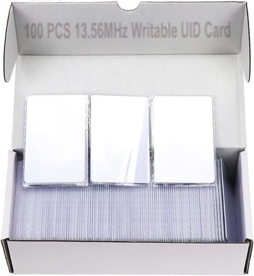 カスタマイズされたRFID 125KHZ T5577 EM4305 13.56MHZ 再書き可能な複合鍵カード 鍵チップの周波数