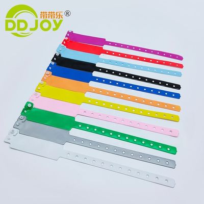 プラスティックロックインレイ技術 DDJOY イベント・フェスティバル用ブルーPVC ブレスレット/腕帯