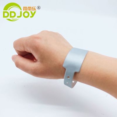 プラスティックロックインレイ技術 DDJOY イベント・フェスティバル用ブルーPVC ブレスレット/腕帯