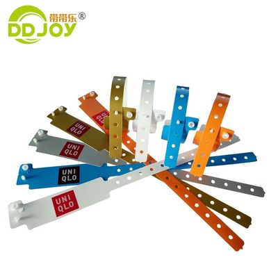 DDJOY 一回用 オーダーメイド PE プラスチック リストバンド イベント ロゴ サイズ 65*20mm