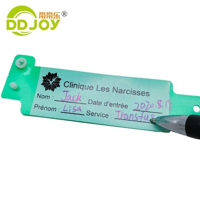 病院の患者ID用の黄色い柔らかいPVCバンド DDJOYのカスタマイズ可能なロゴと防水性