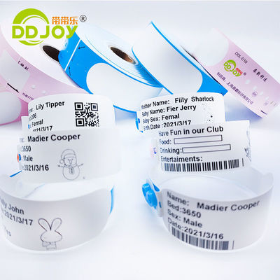 257*32mm 病院患者の識別用 熱印刷可能な腕帯 TNT 輸送