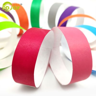 紙の識別 Tyvek ブレスレット 識別用の個別ロゴとバーコード