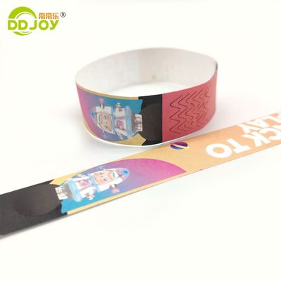 任意のフェスティバルやイベントのためのカスタマイズ可能なタイベック腕帯 2-7日 生産時間