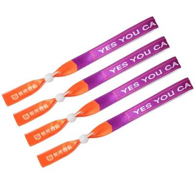 イベント フェスティバル パーティー オーダーメイドのロゴとテキストのサテンファブリックのRFID腕帯